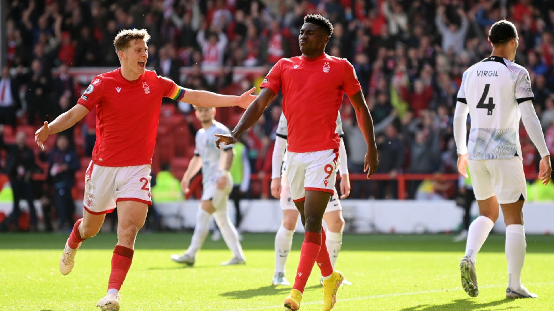 季便夺得联 季便夺得联